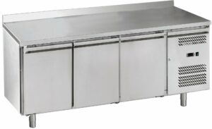 Eco Kühltisch mit Aufkantung und mit 3 Türen, Monoblock GN1/1 1795x700x850mm