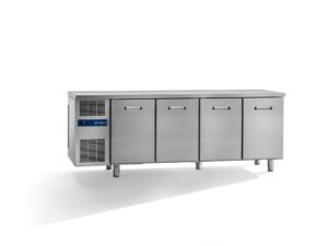 Studio54 Daiquiri Basic Line EN 600x400 SP50 H660 Kühltisch 4 Türen mit Aggregat – glatte Arbeitsplatte