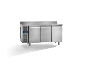 Studio54 Daiquiri Top Line GN1/1 H660 Kühltisch 3 Türen externes Aggregat – Arbeitsplatte mit Aufkantung