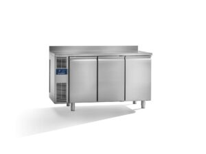 Studio54 Daiquiri Top Line GN1/1 H760 Kühltisch 3 Türen externes Aggregat – Arbeitsplatte mit Aufkantung