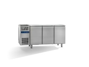 Studio54 Daiquiri Top Line GN1/1 H710 Kühltisch 3 Türen mit Aggregat – ohne Arbeitsplatte