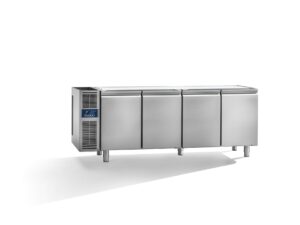 Studio54 Daiquiri Top Line GN1/1 H660 Kühltisch 4 Türen externes Aggregat – ohne Arbeitsplatte