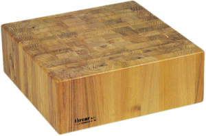 Pro Hackblock aus Akazienholz mit Untergestell – 80x60